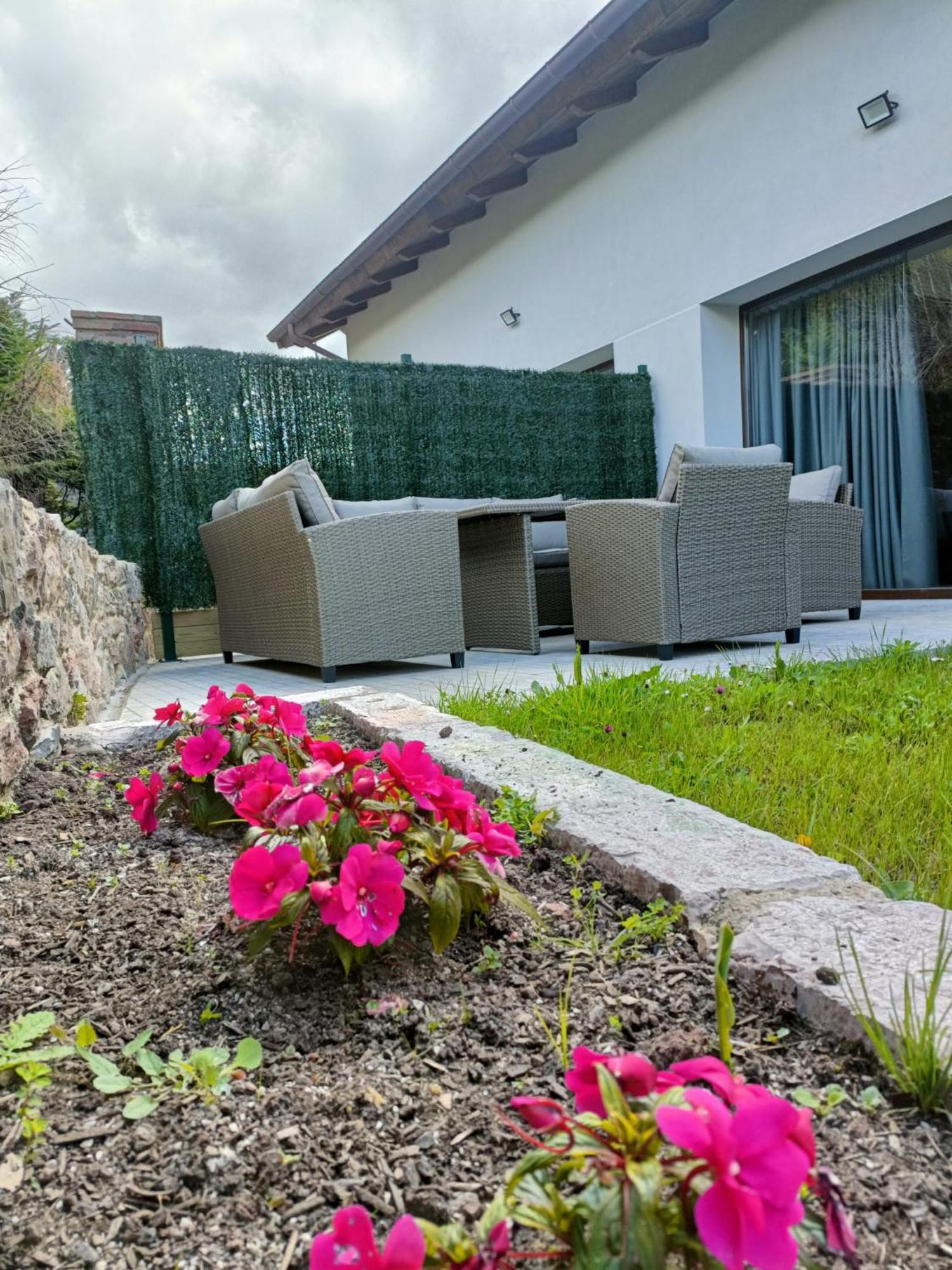 Apartamentos Entrellusa - At-1482-As Perlora Extérieur photo